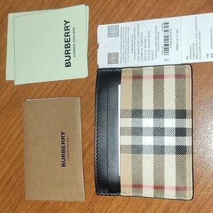 Burberry NEW!! No box!!
